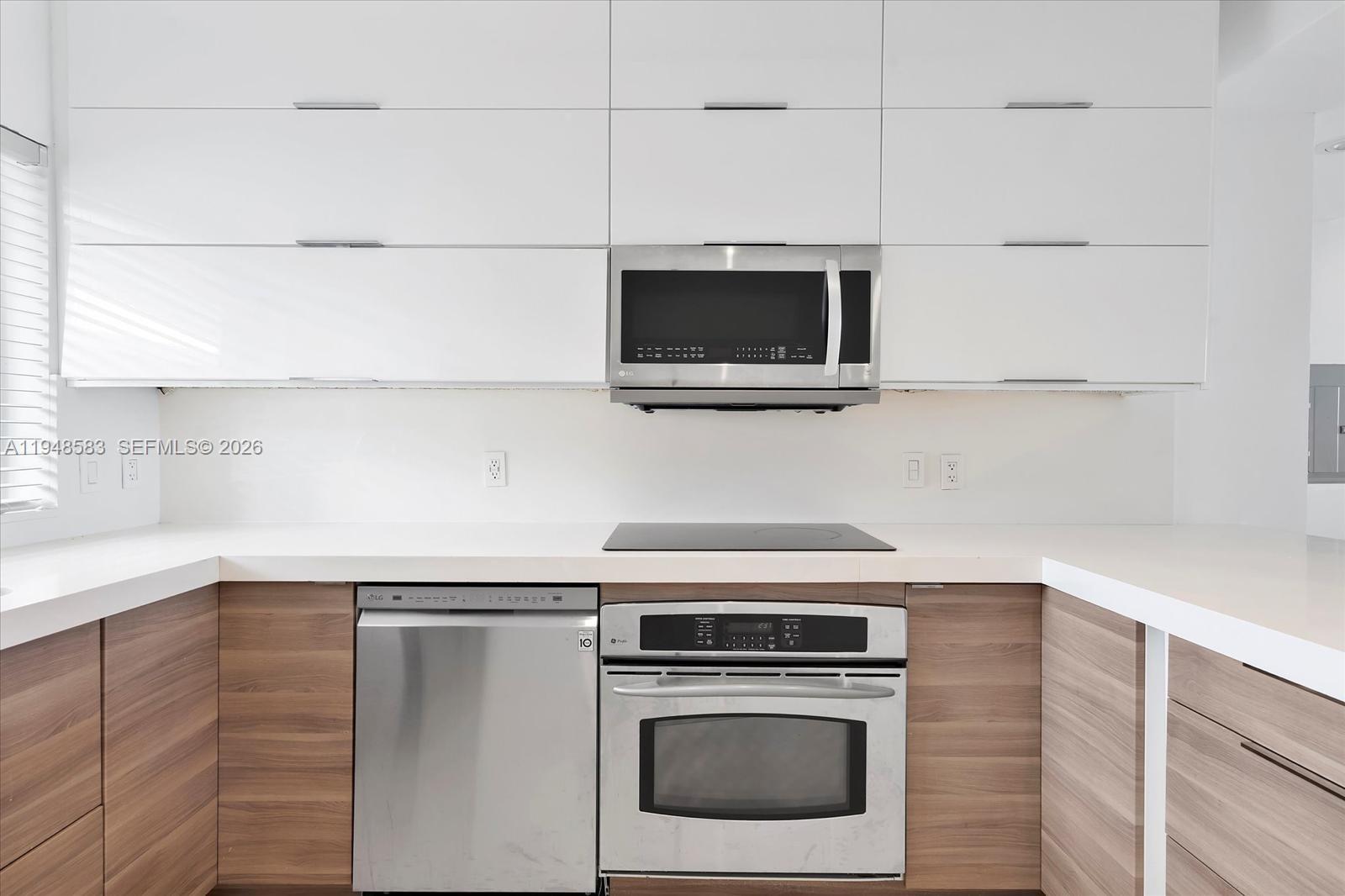 image Blue on the Bay6