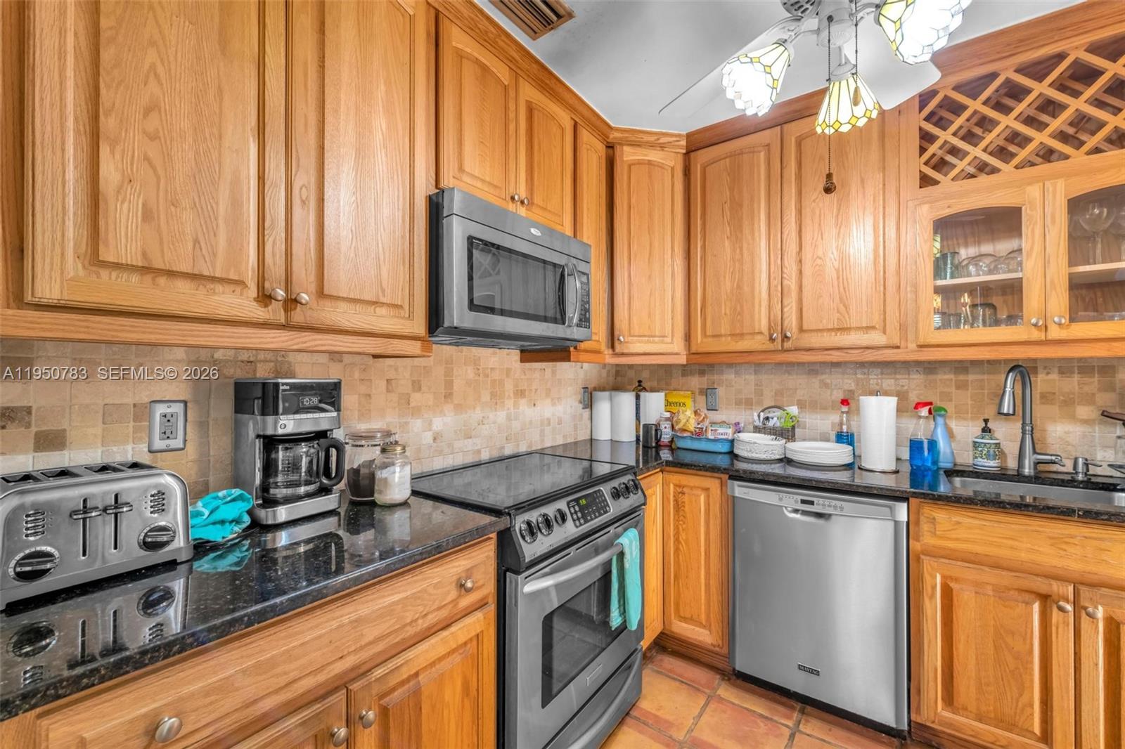 2550 Trapp Ave Coconut Grove, FL 33133