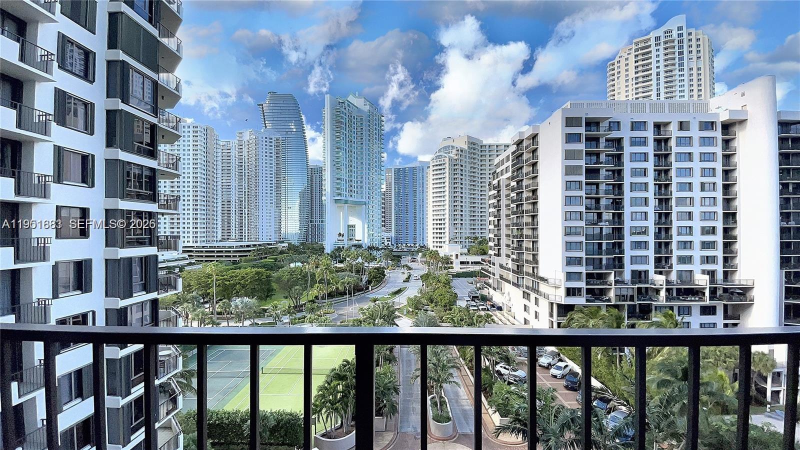 image Brickell Key One11