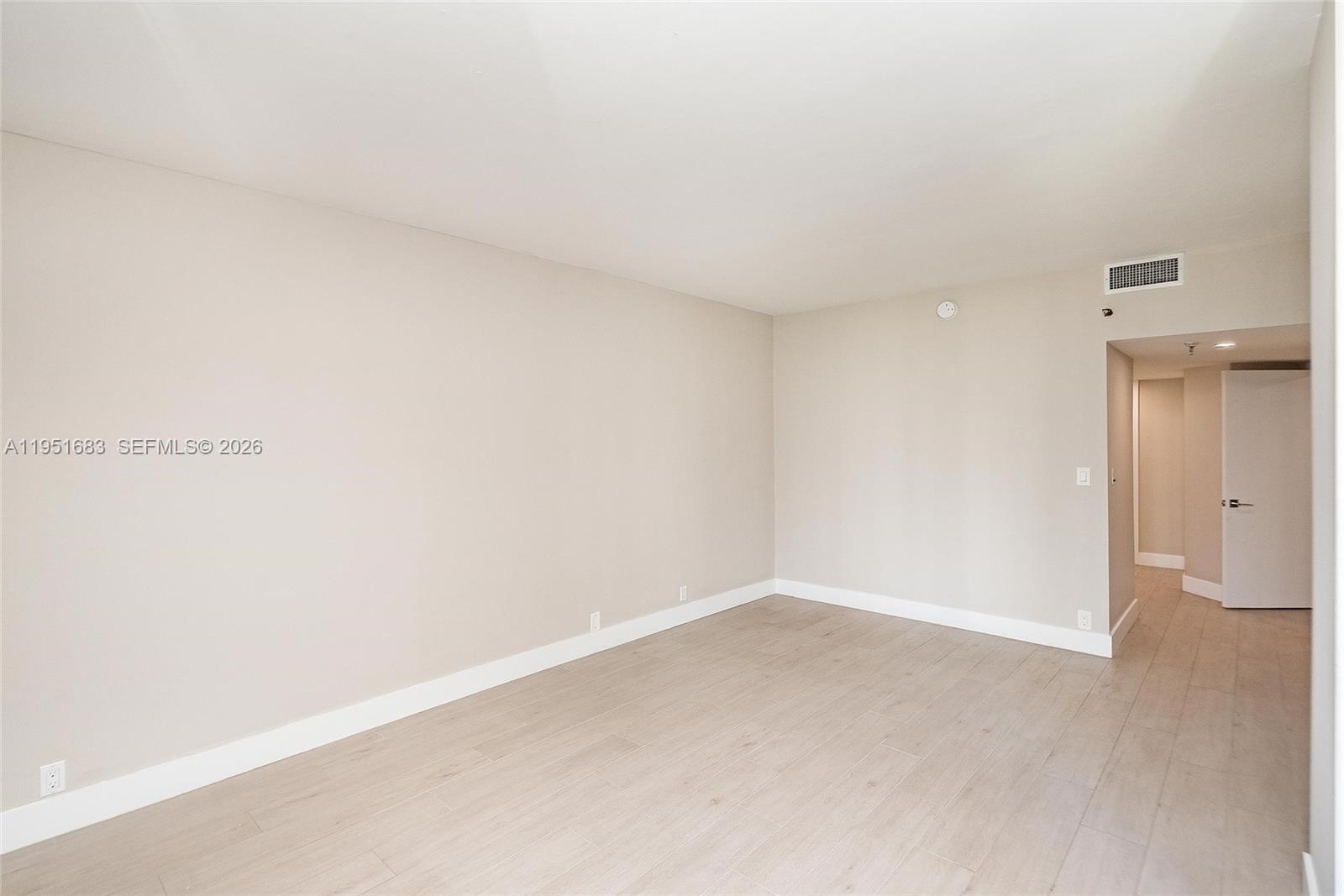 image Brickell Key One17