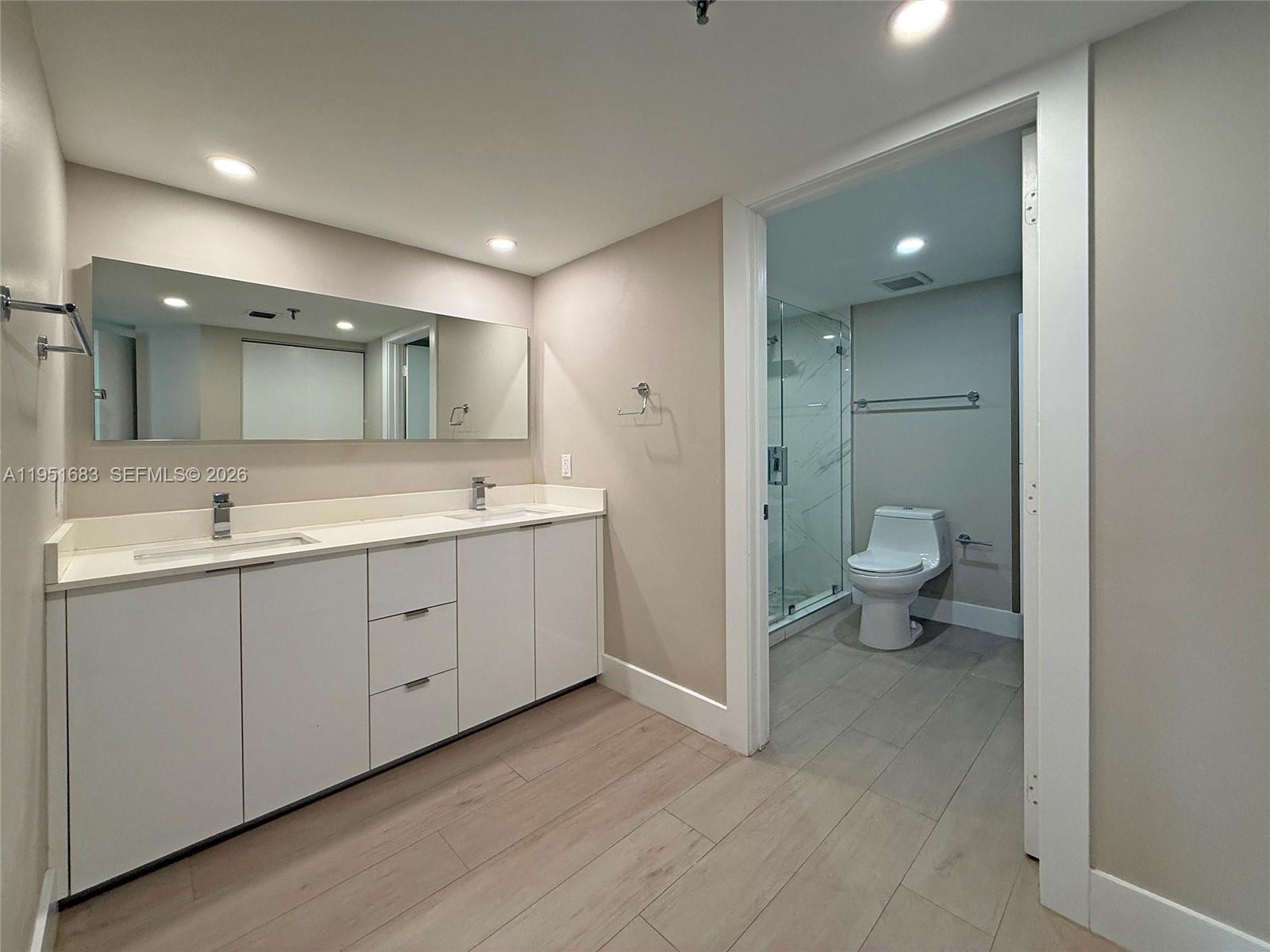 image Brickell Key One20