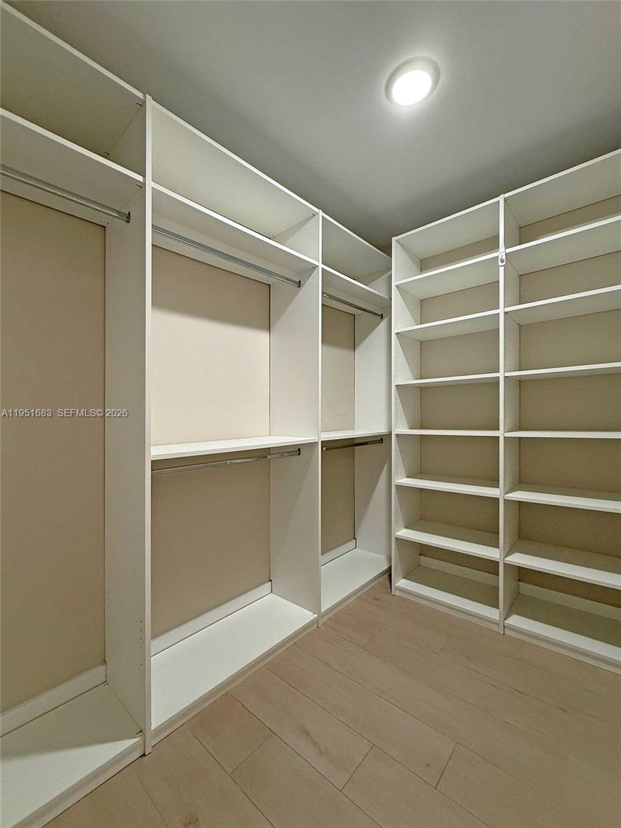 image Brickell Key One22