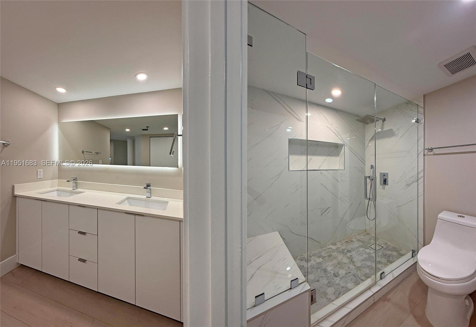 image Brickell Key One24