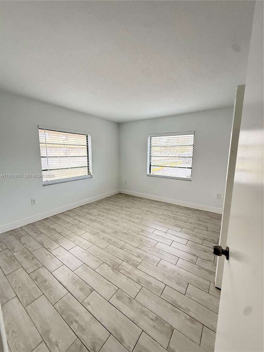 10431 N Kendall Dr #D104 Miami, FL 33176