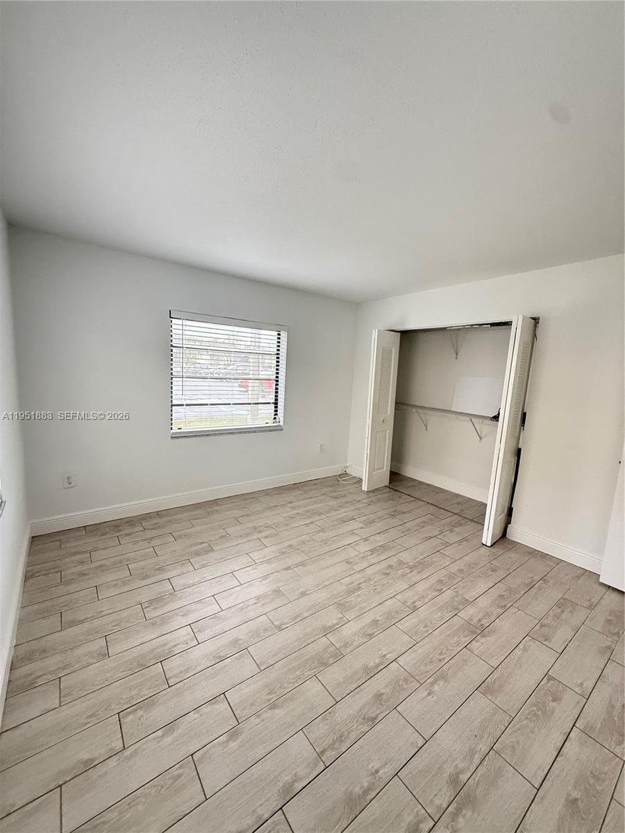 10431 N Kendall Dr #D104 Miami, FL 33176