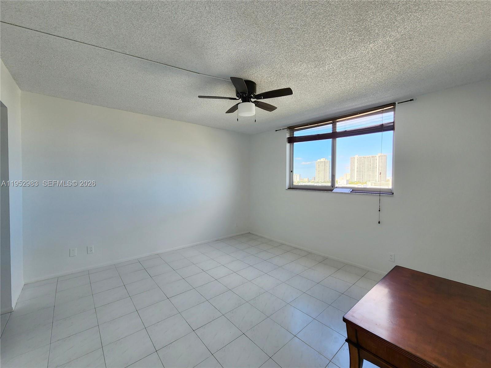 3703 NE 166th St #905 North Miami Beach, FL 33160