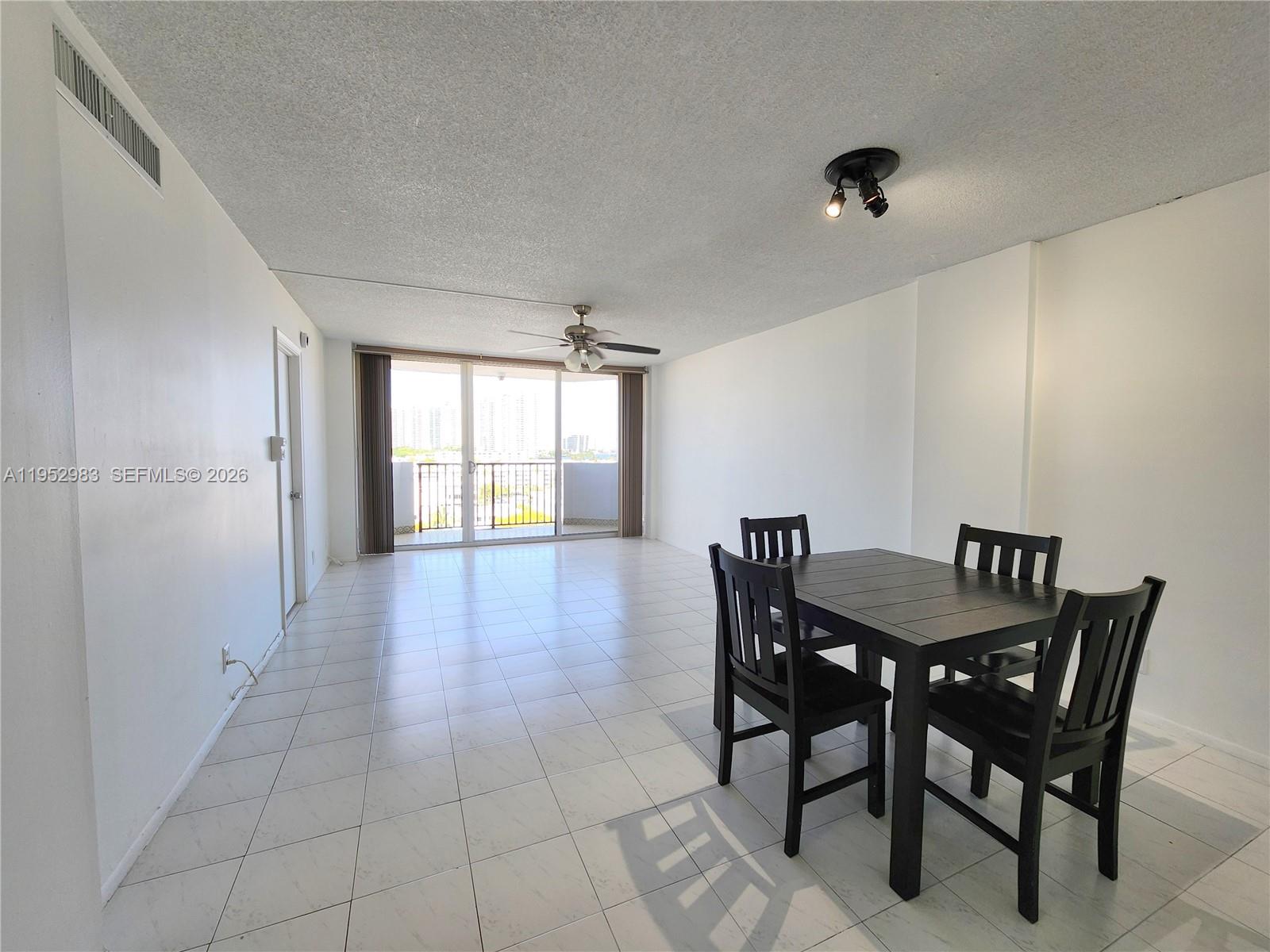 3703 NE 166th St #905 North Miami Beach, FL 33160