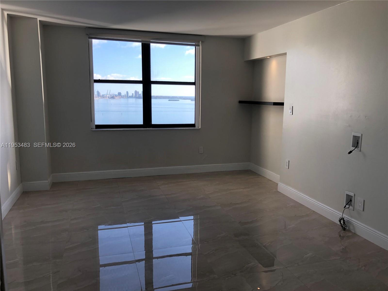 2333 Brickell Ave #2609 Miami, FL 33129