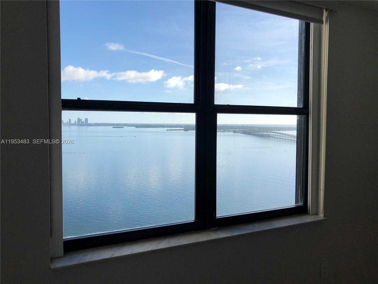 2333 Brickell Ave #2609 Miami, FL 33129