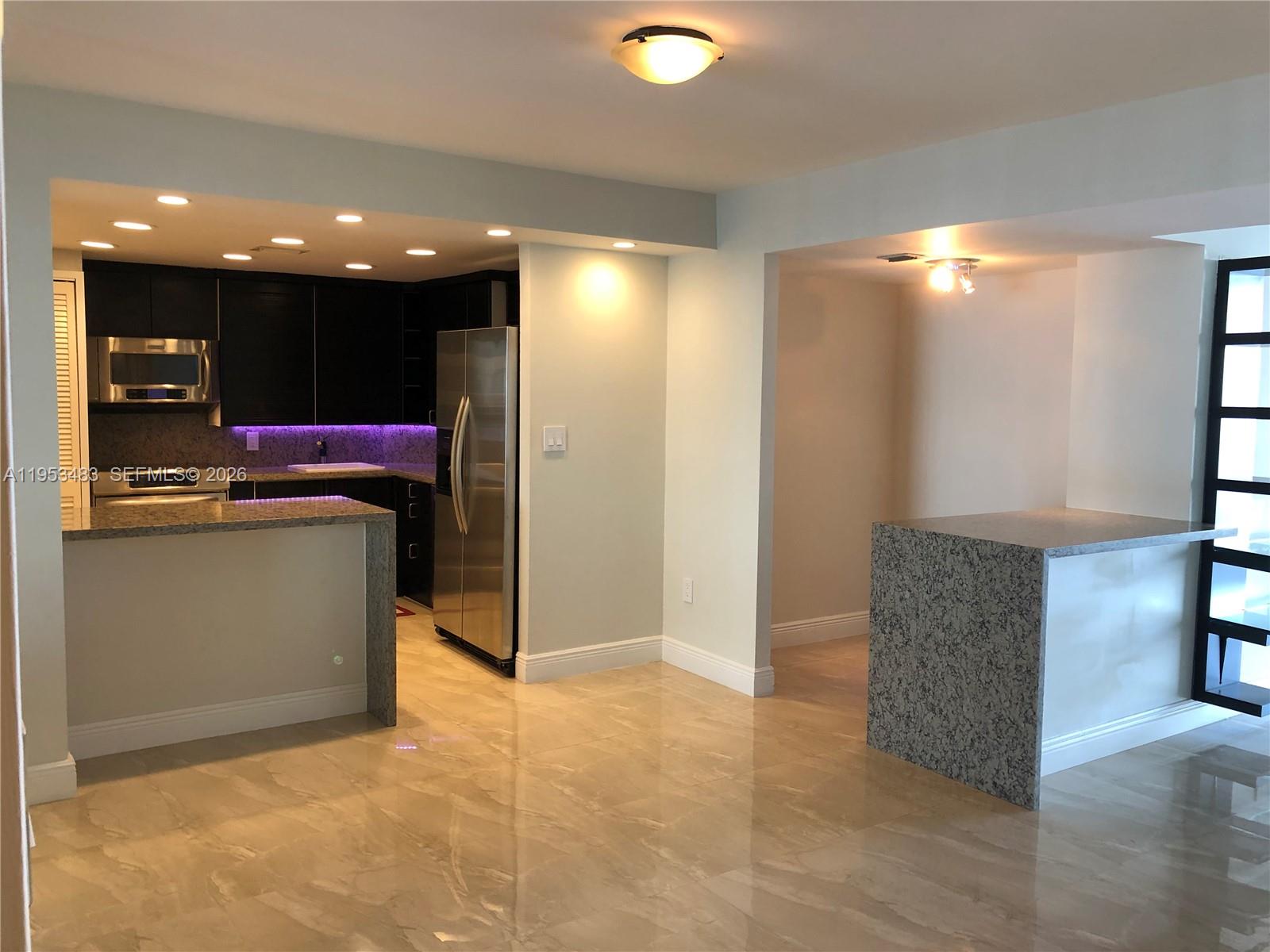 2333 Brickell Ave #2609 Miami, FL 33129