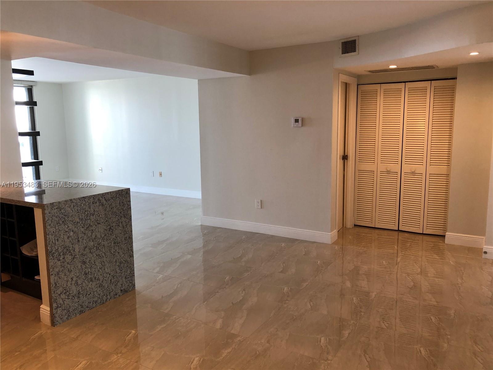 2333 Brickell Ave #2609 Miami, FL 33129