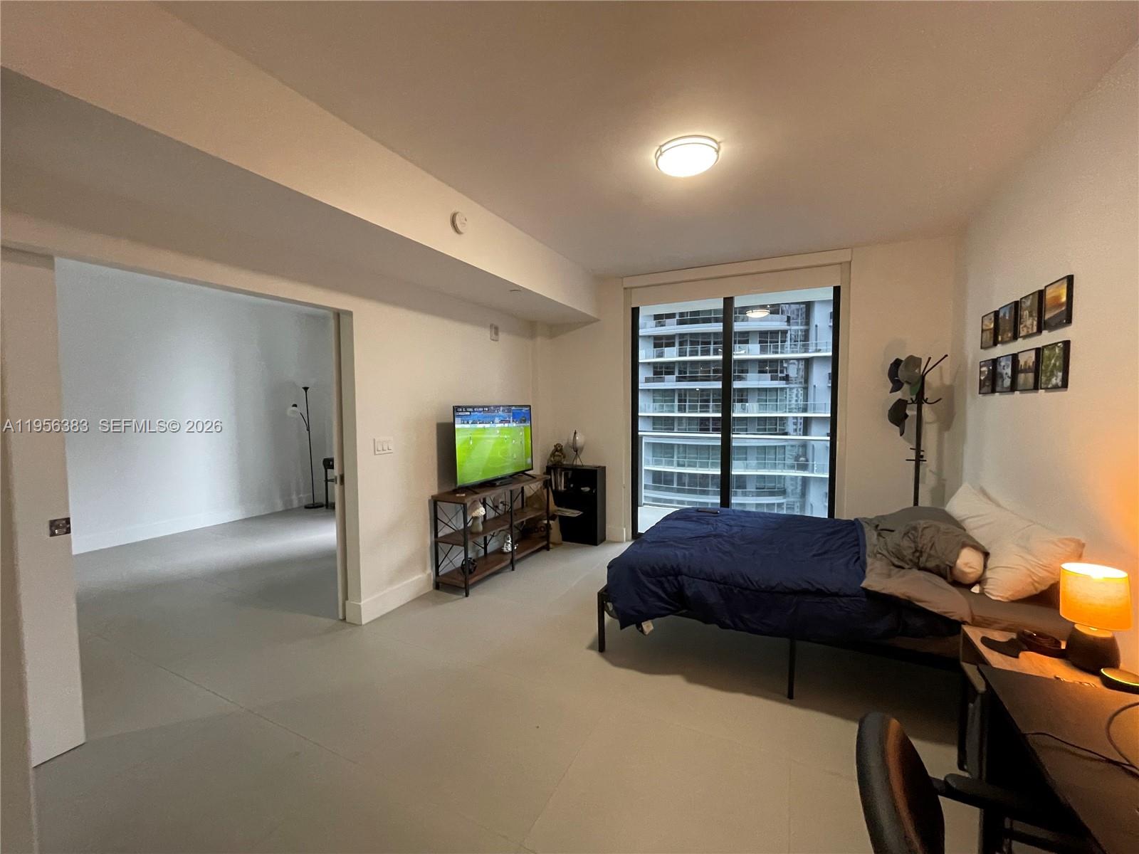 1010 Brickell Ave #3708 Miami, FL 33131