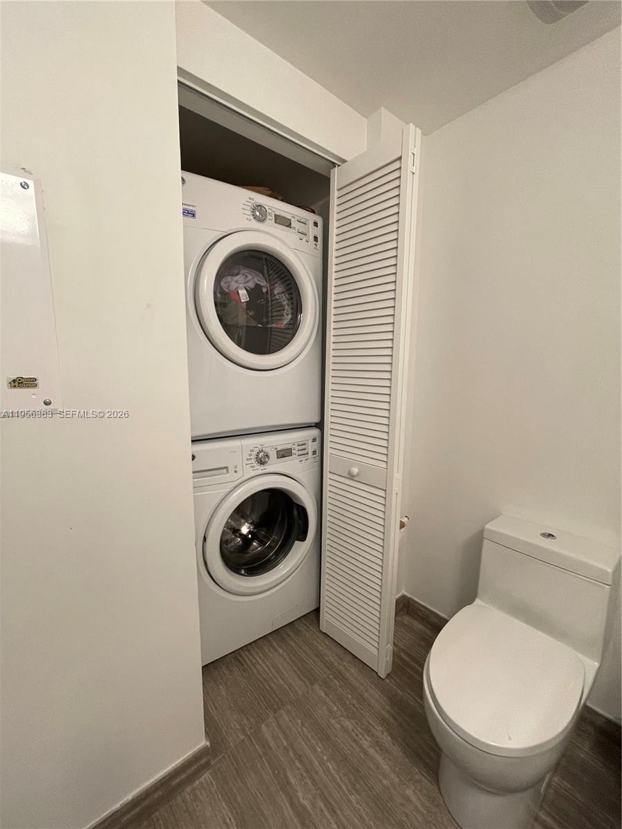 1010 Brickell Ave #3708 Miami, FL 33131