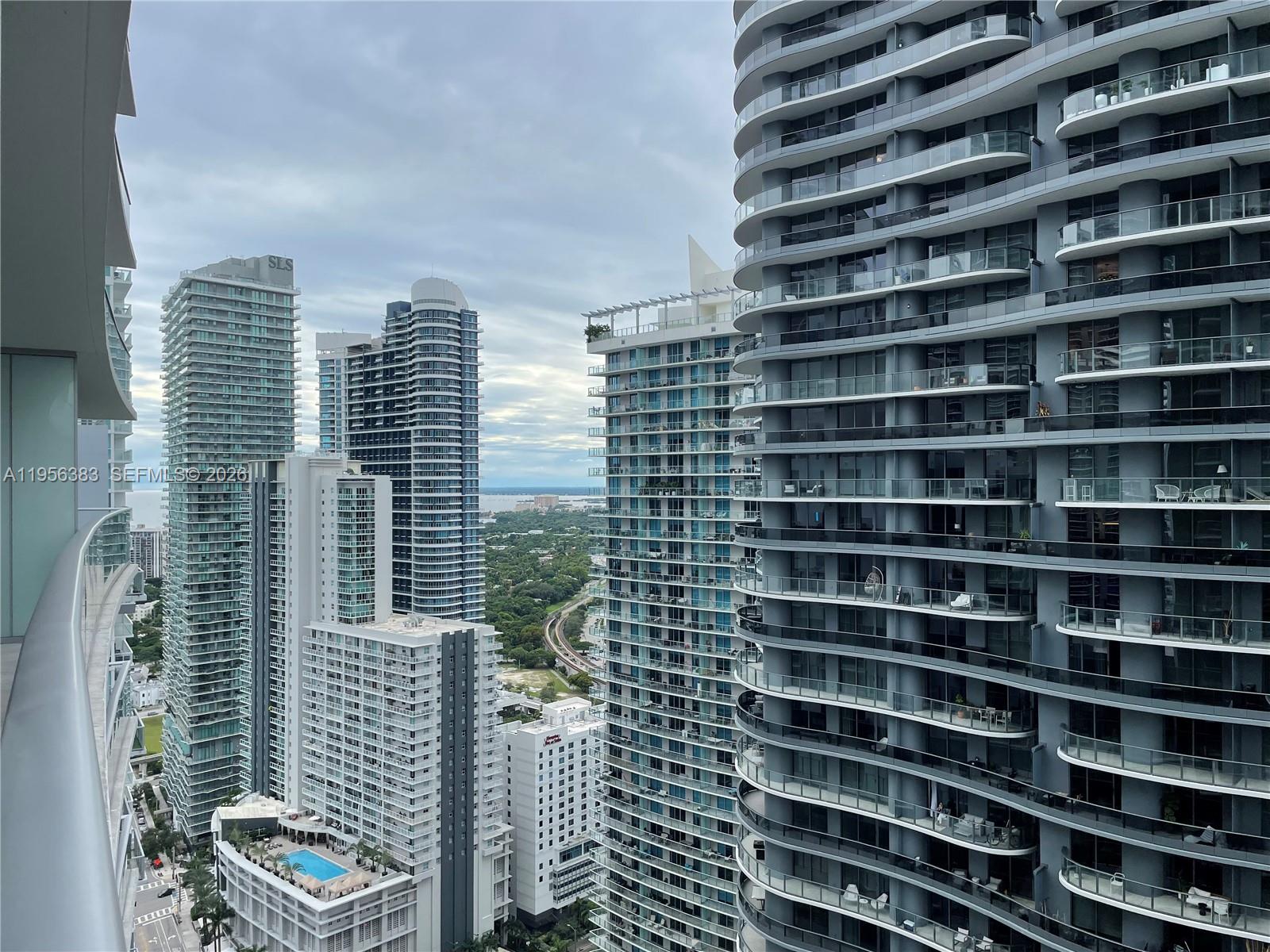 1010 Brickell Ave #3708 Miami, FL 33131