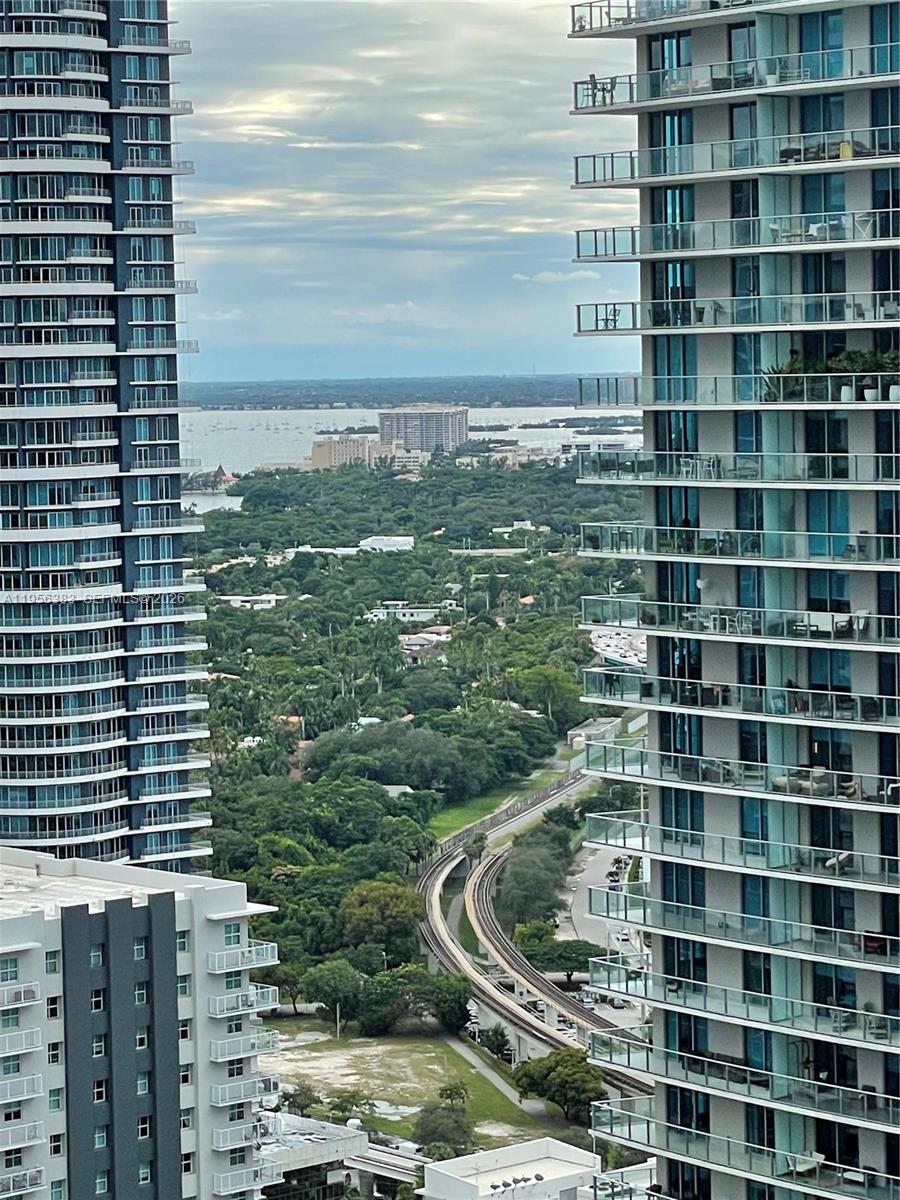 1010 Brickell Ave #3708 Miami, FL 33131