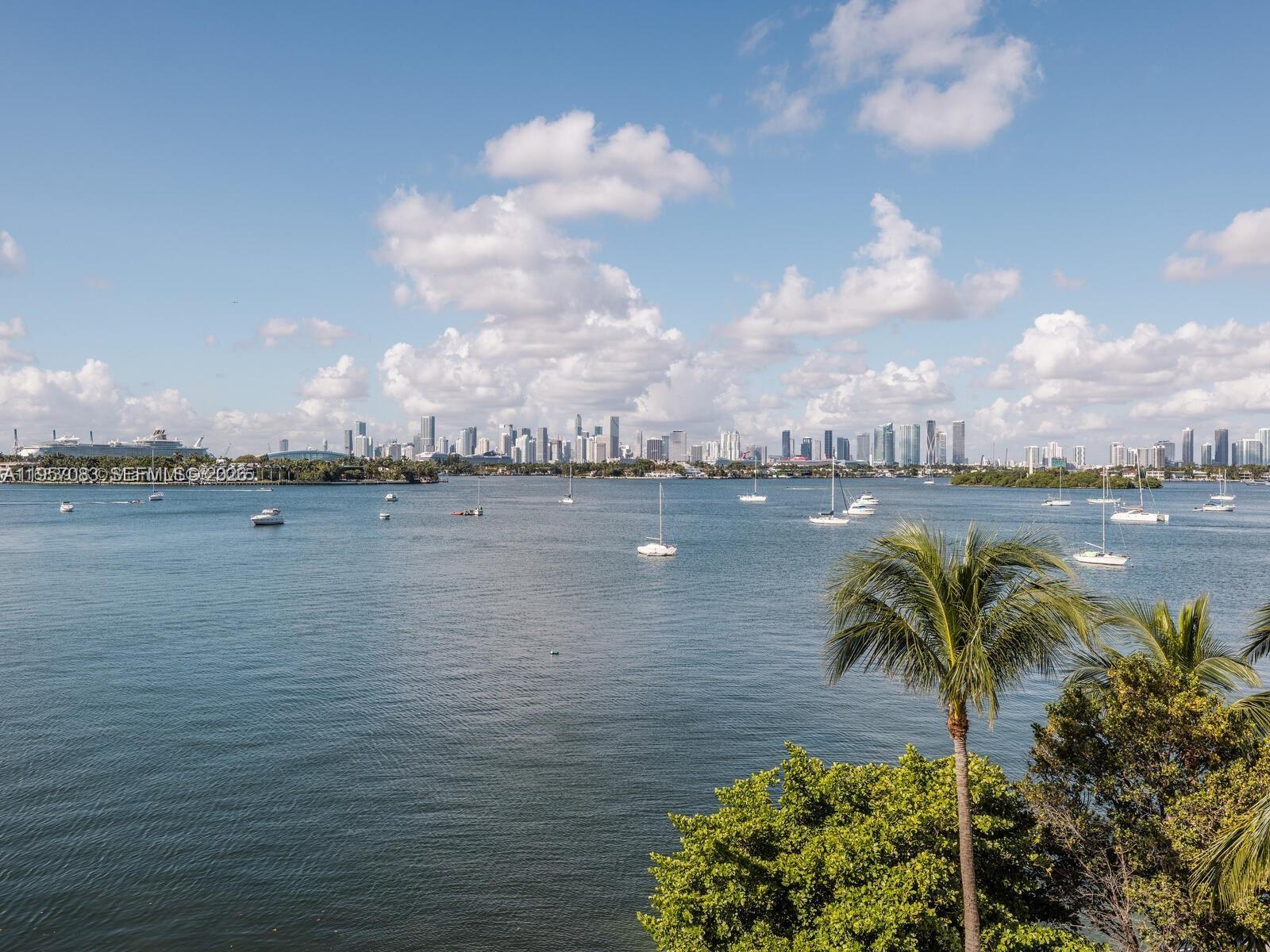 image The Waverly at South Beach11