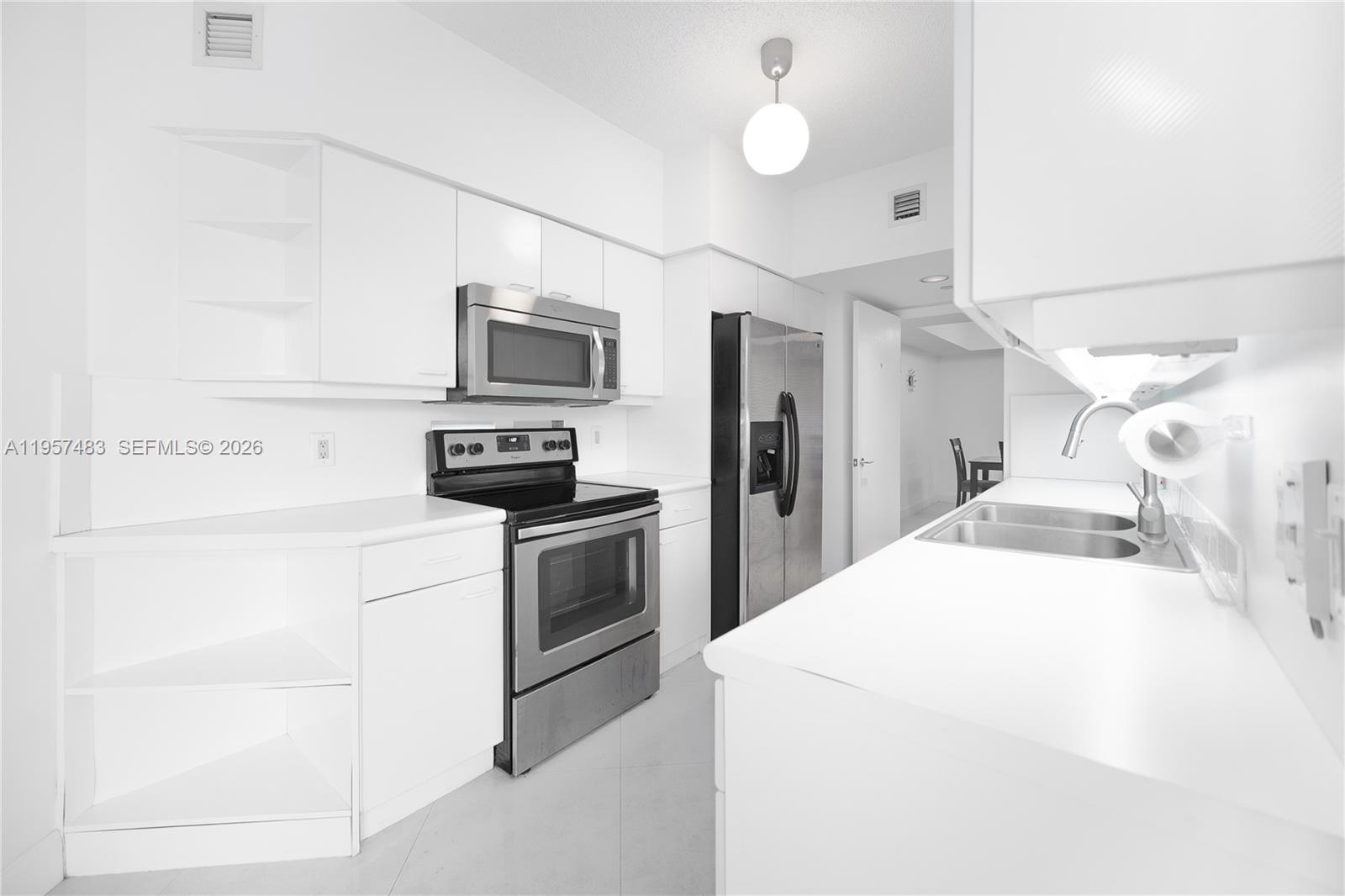 16445 Collins Ave #222 Sunny Isles Beach, FL 33160