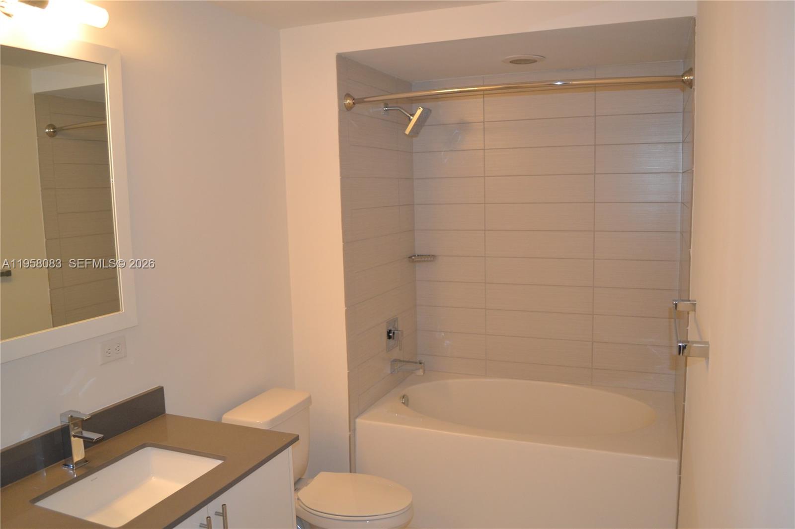 image Nine at Mary Brickell Village16