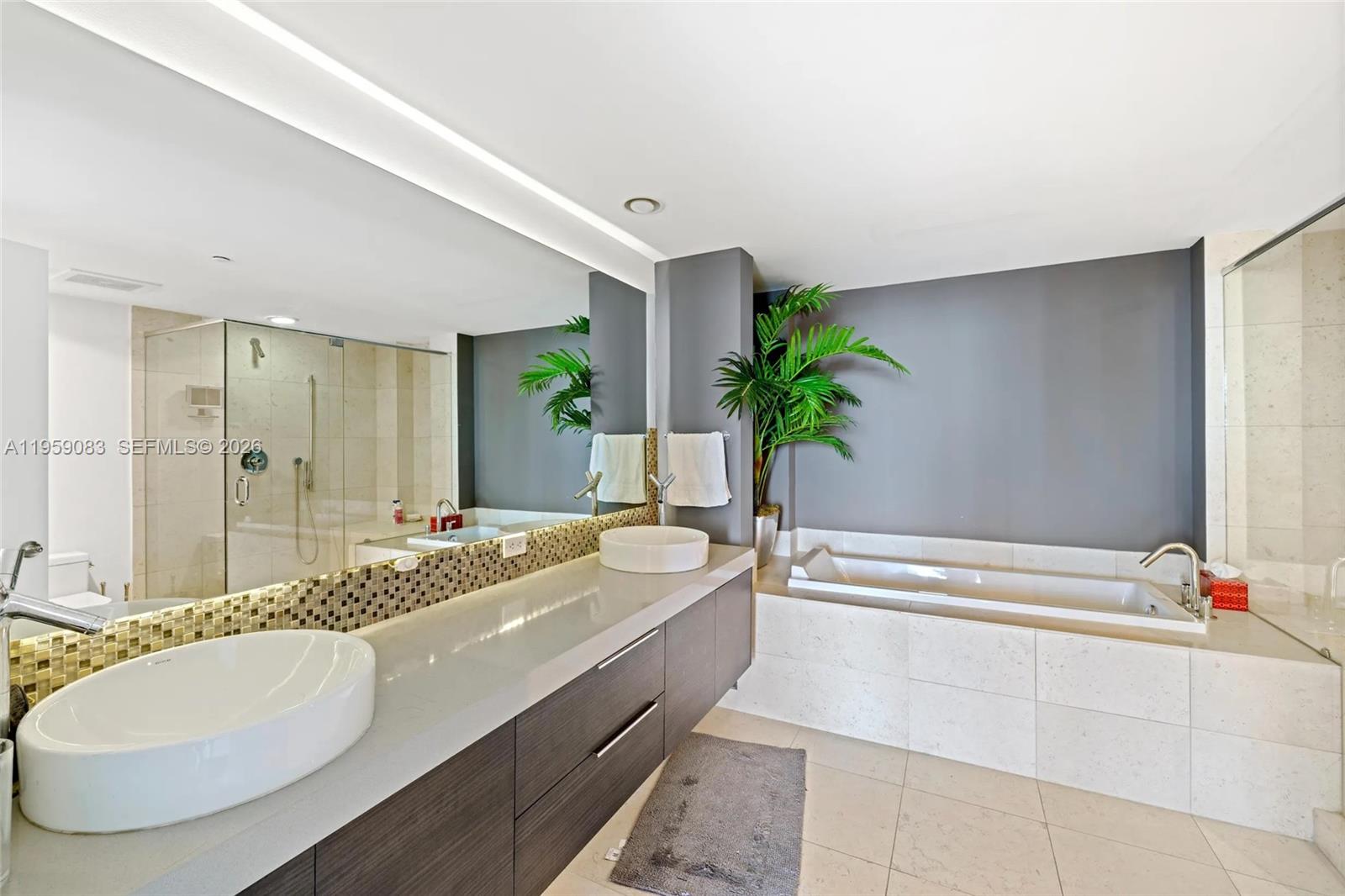 image Icon Brickell II15