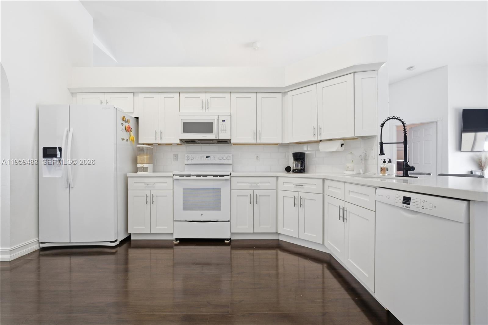 18427 NW 9th Ct Pembroke Pines, FL 33029