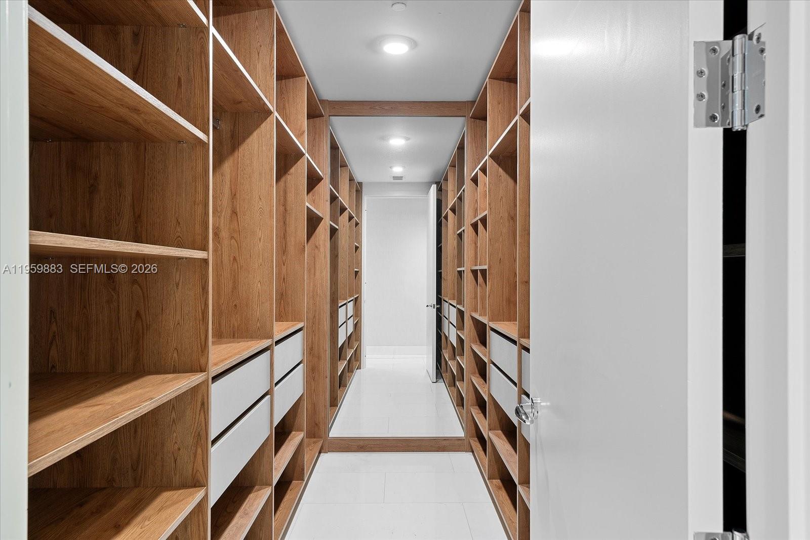 16901 Collins Ave #2503 Sunny Isles Beach, FL 33160