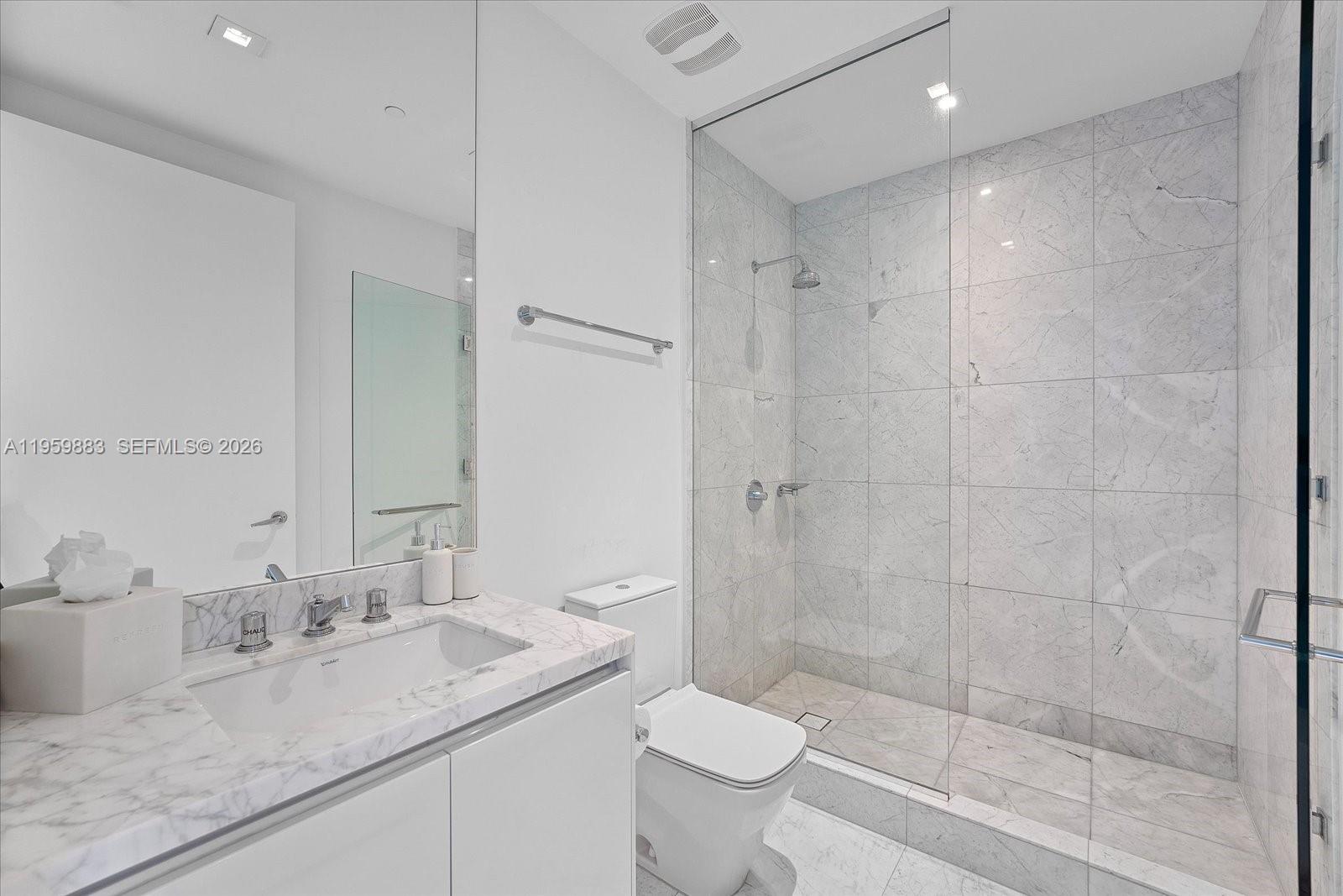 16901 Collins Ave #2503 Sunny Isles Beach, FL 33160