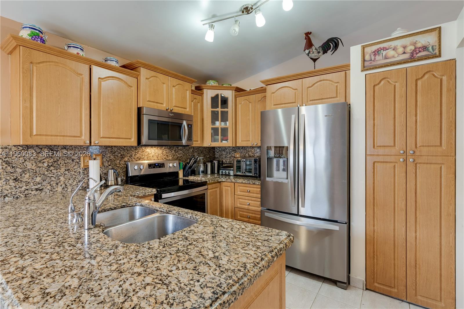 20103 NW 57th Pl Hialeah, FL 33015