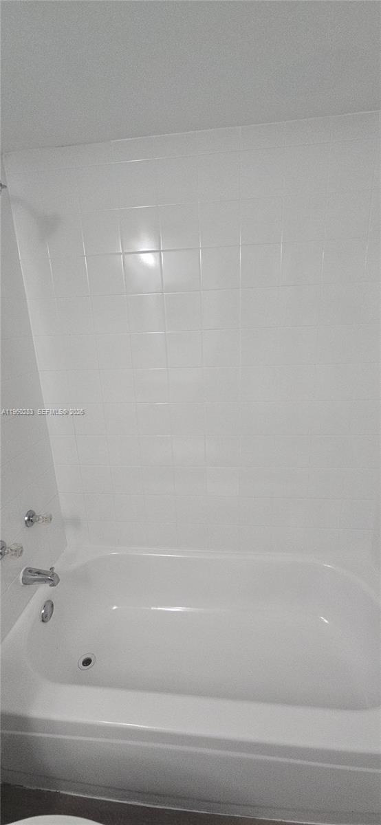 8540 SW 212th St #207 Cutler Bay, FL 33189