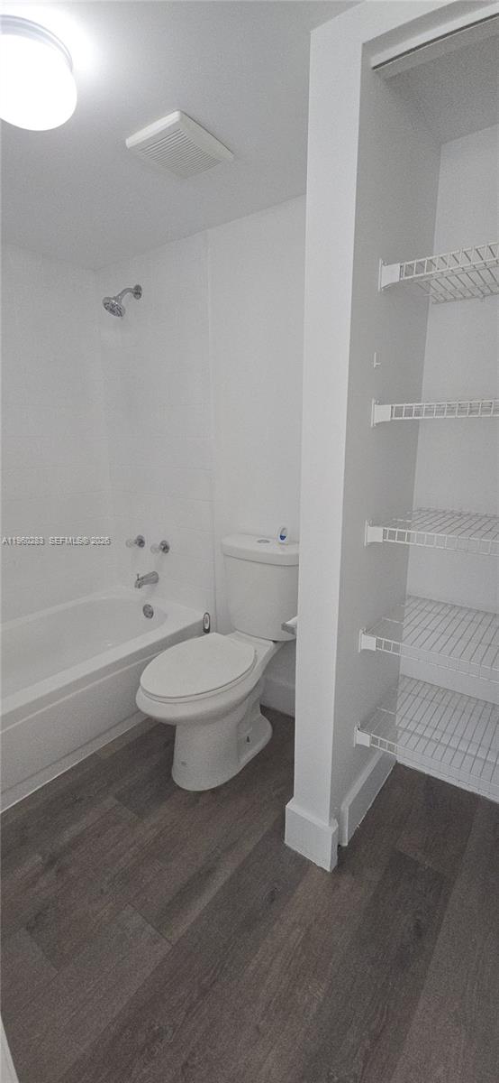 8540 SW 212th St #207 Cutler Bay, FL 33189