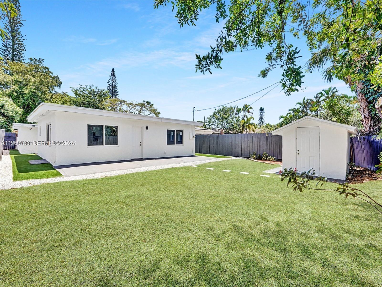 1609 NW 7th Ter Fort Lauderdale, FL 33311