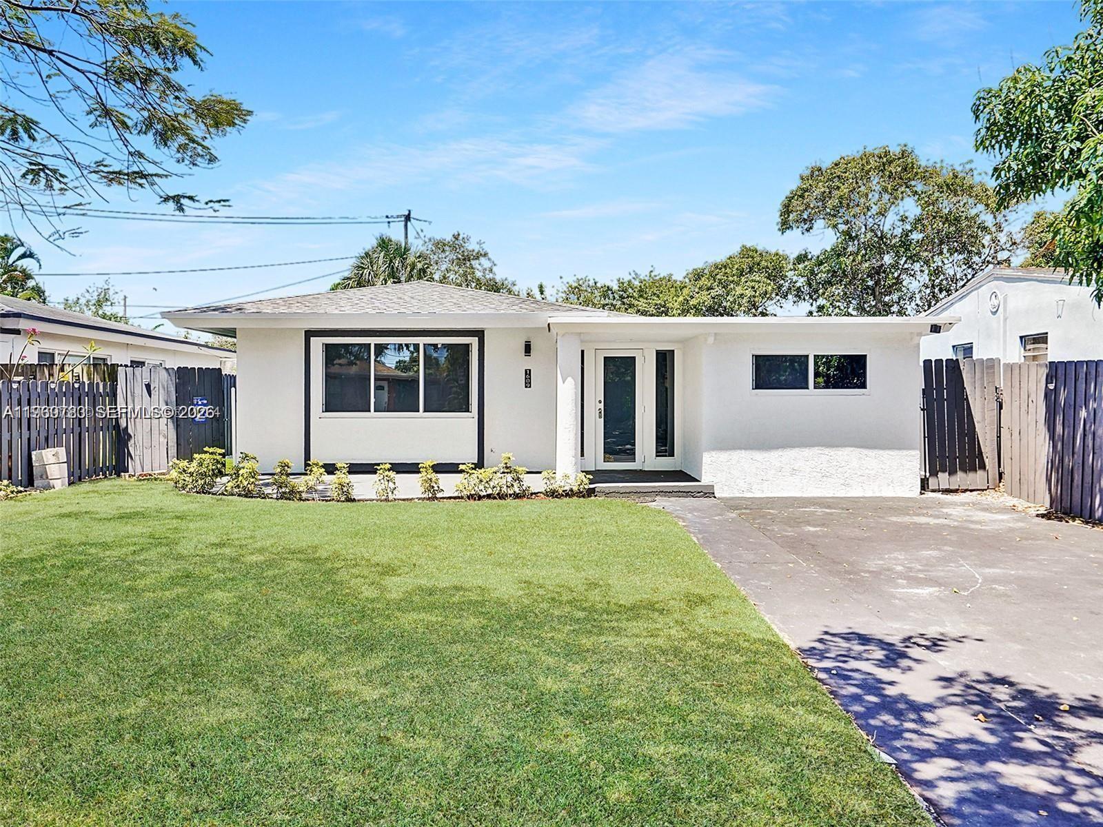 1609 NW 7th Ter Fort Lauderdale, FL 33311