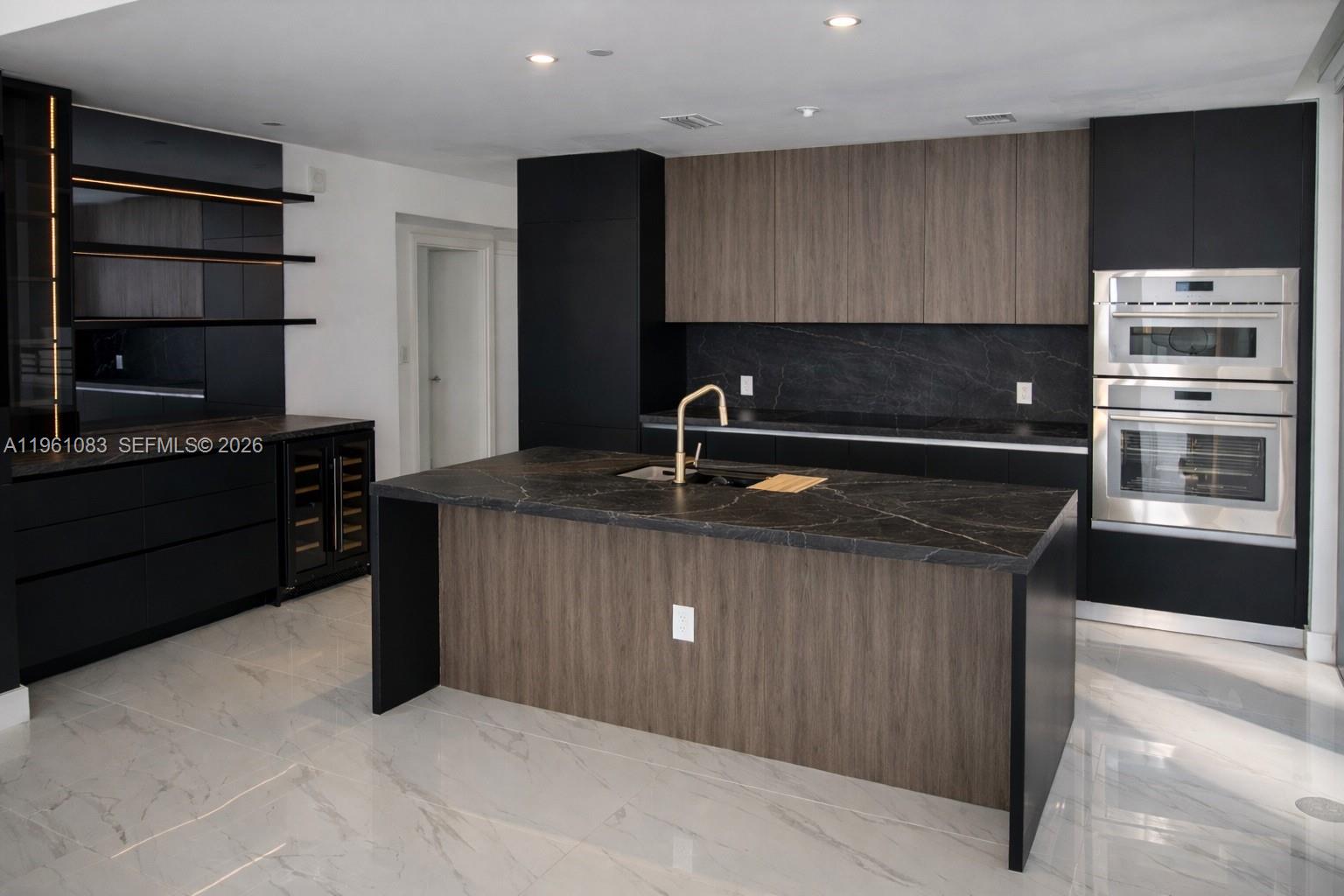 700 Ne 24th St #4301 Miami, FL 33137