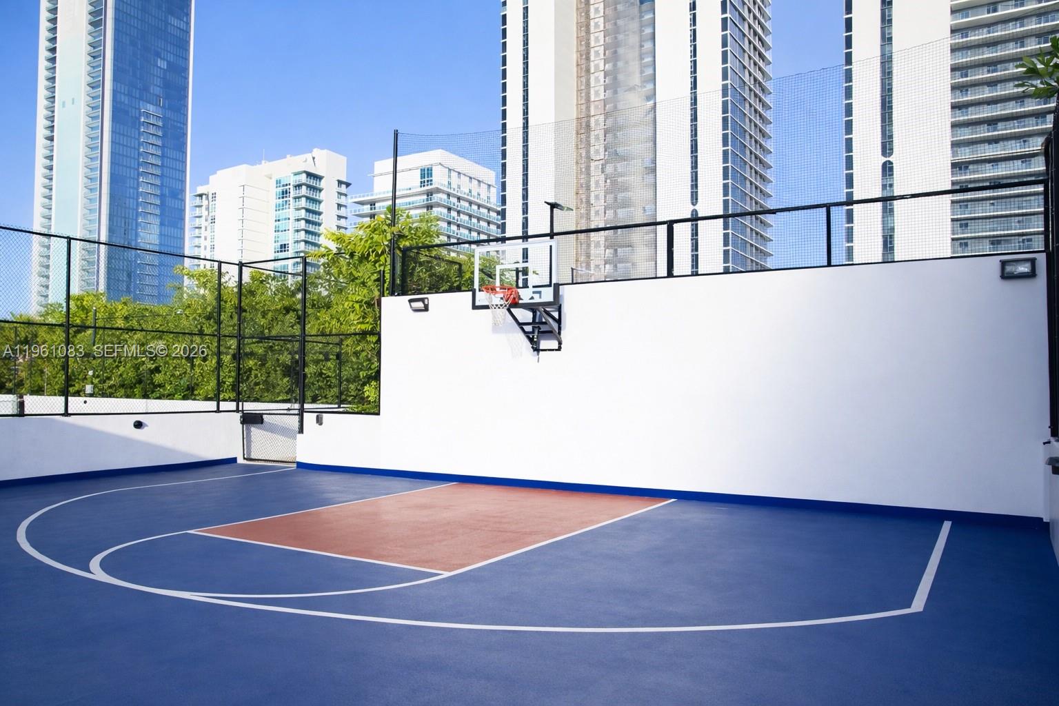 700 Ne 24th St #4301 Miami, FL 33137