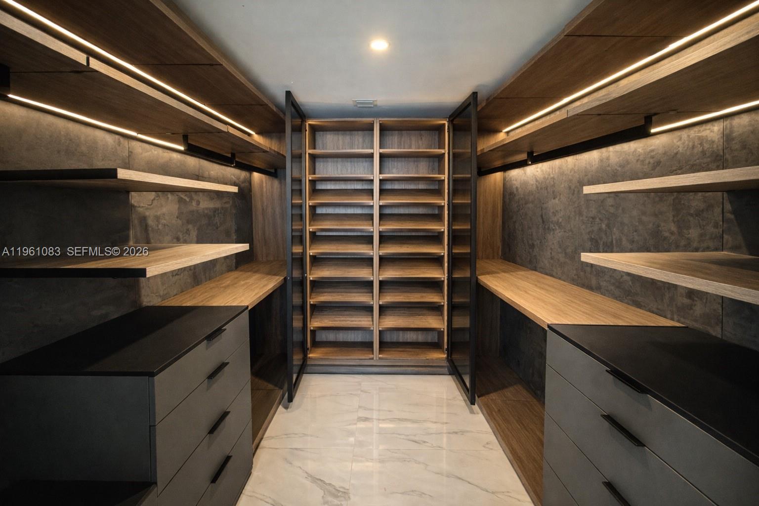 700 Ne 24th St #4301 Miami, FL 33137