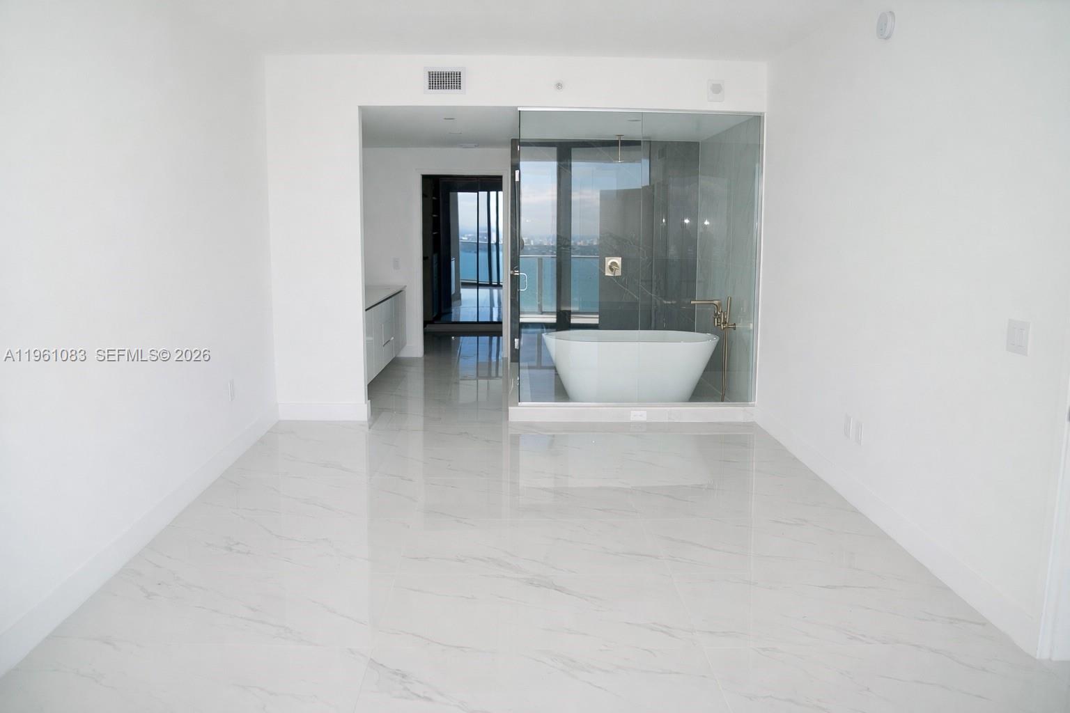 700 Ne 24th St #4301 Miami, FL 33137