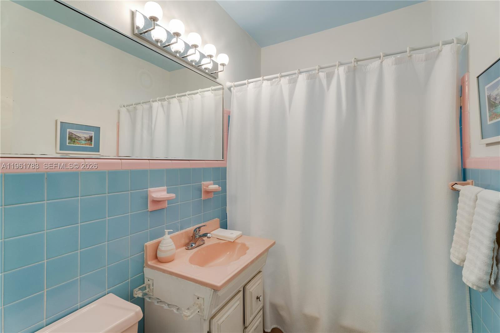 6901 Altamira St Coral Gables, FL 33146