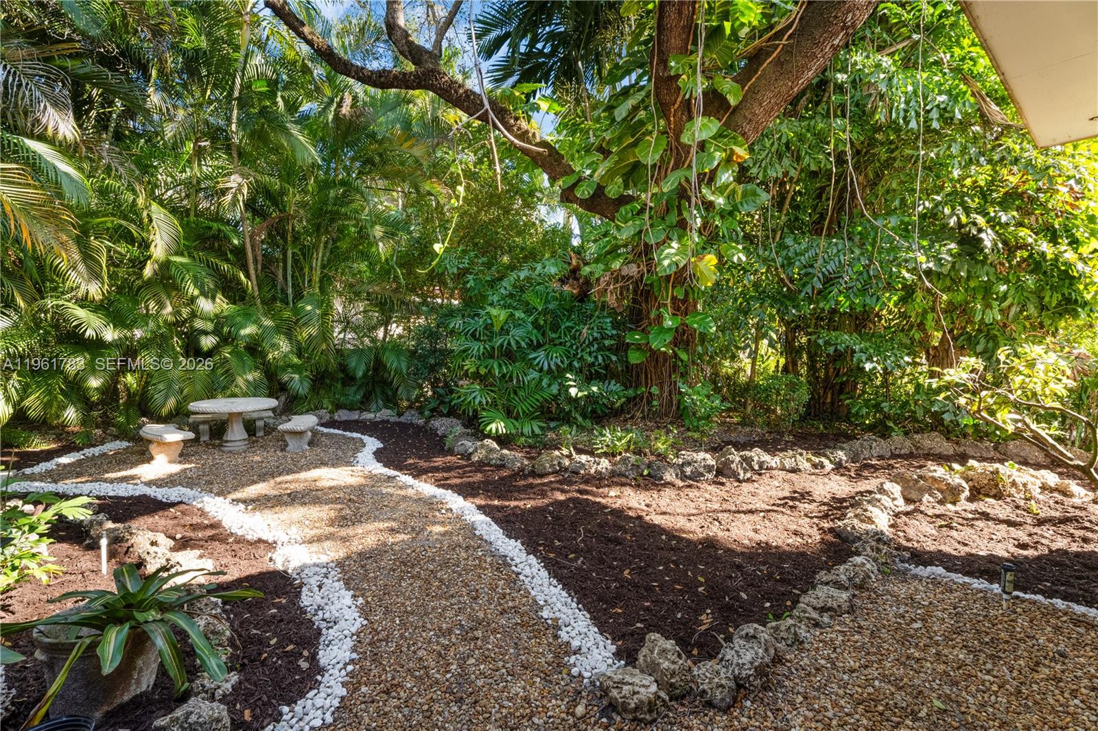 6901 Altamira St Coral Gables, FL 33146