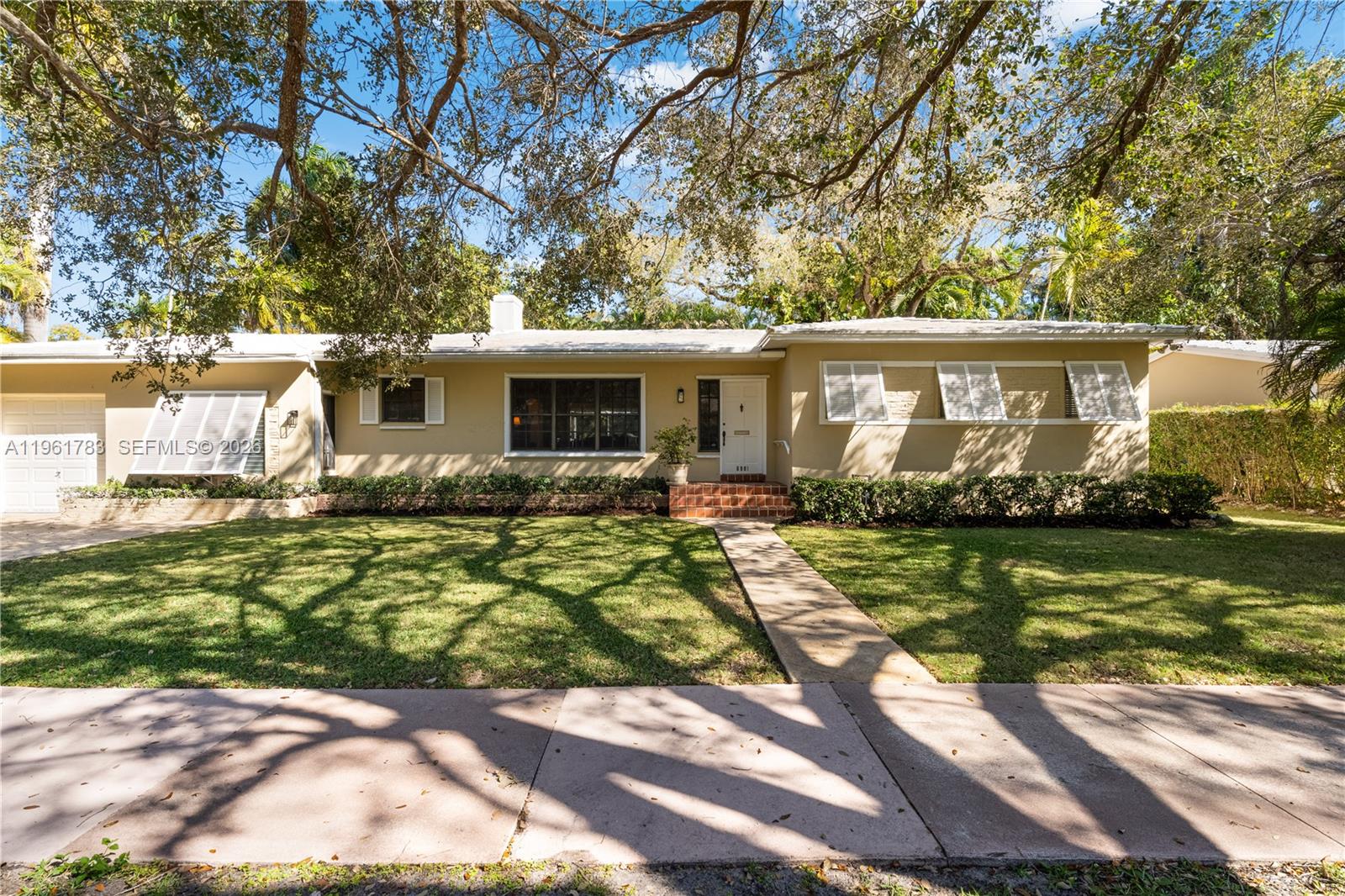 6901 Altamira St Coral Gables, FL 33146