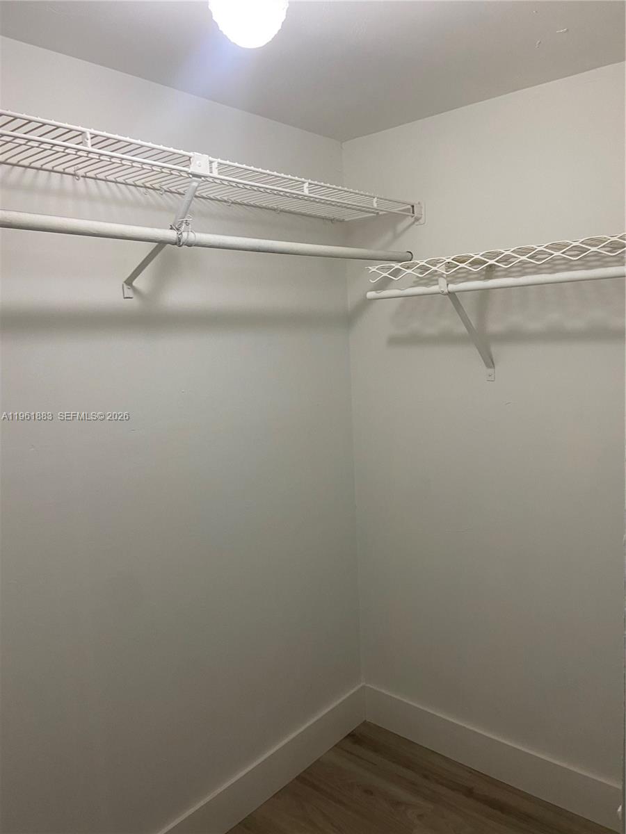 665 NE 195th St #119 Miami, FL 33179