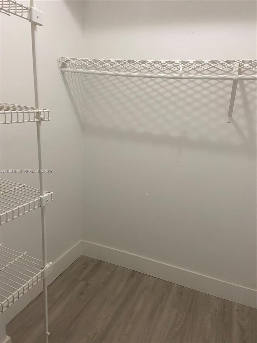 665 NE 195th St #119 Miami, FL 33179