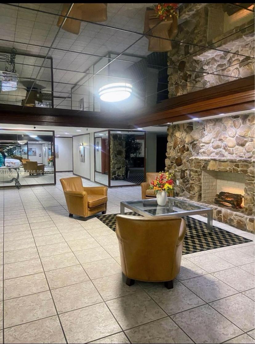 665 NE 195th St #119 Miami, FL 33179