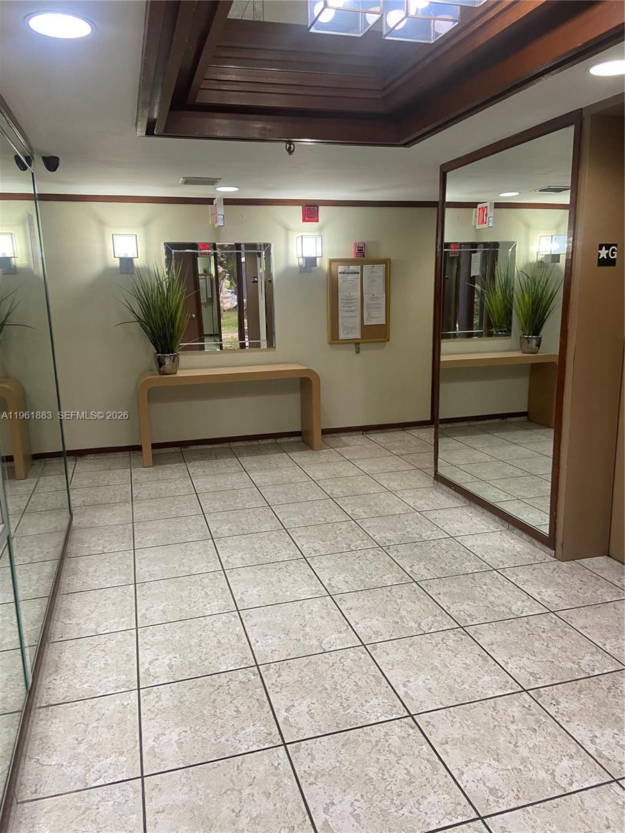 665 NE 195th St #119 Miami, FL 33179