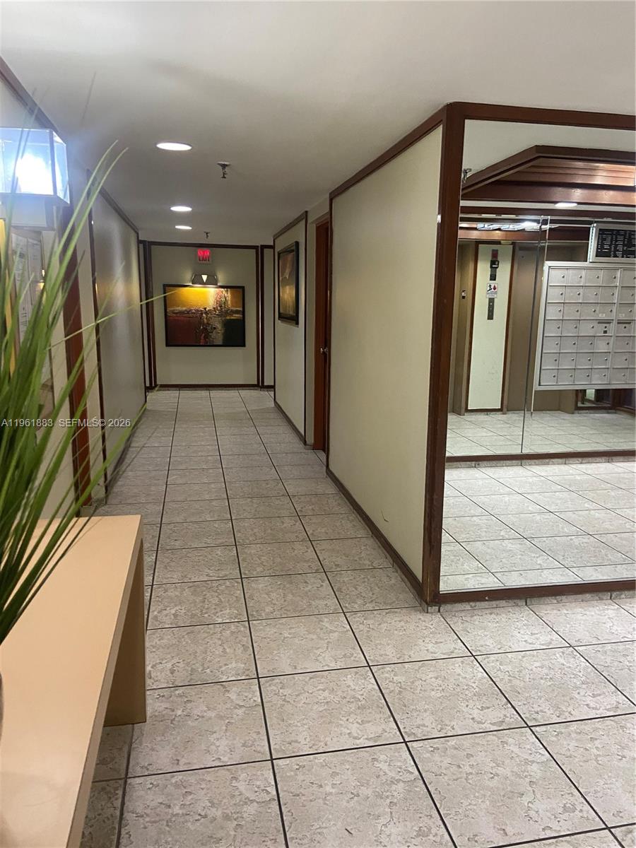 665 NE 195th St #119 Miami, FL 33179