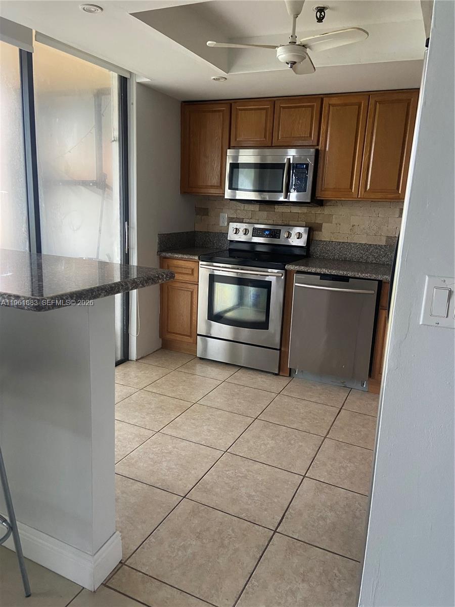 665 NE 195th St #119 Miami, FL 33179