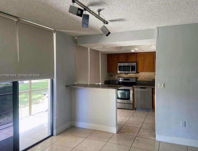 665 NE 195th St #119 Miami, FL 33179