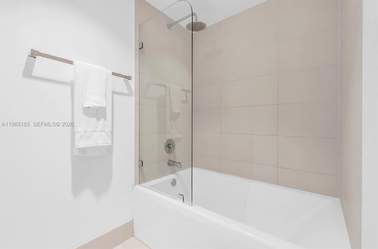 image Beachwalk Condominium22