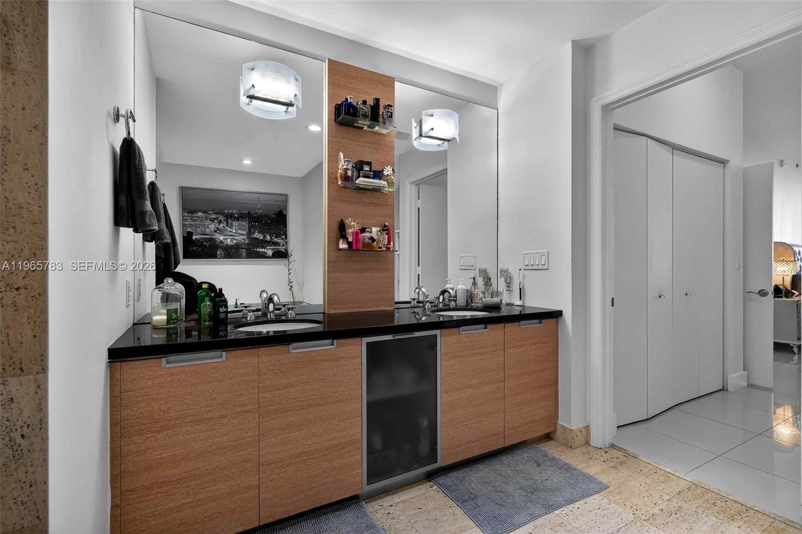 7901 S Hispanola Ave #1008 North Bay Village, FL 33141