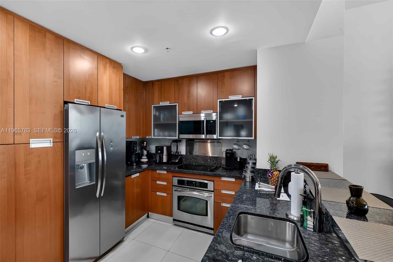 7901 S Hispanola Ave #1008 North Bay Village, FL 33141