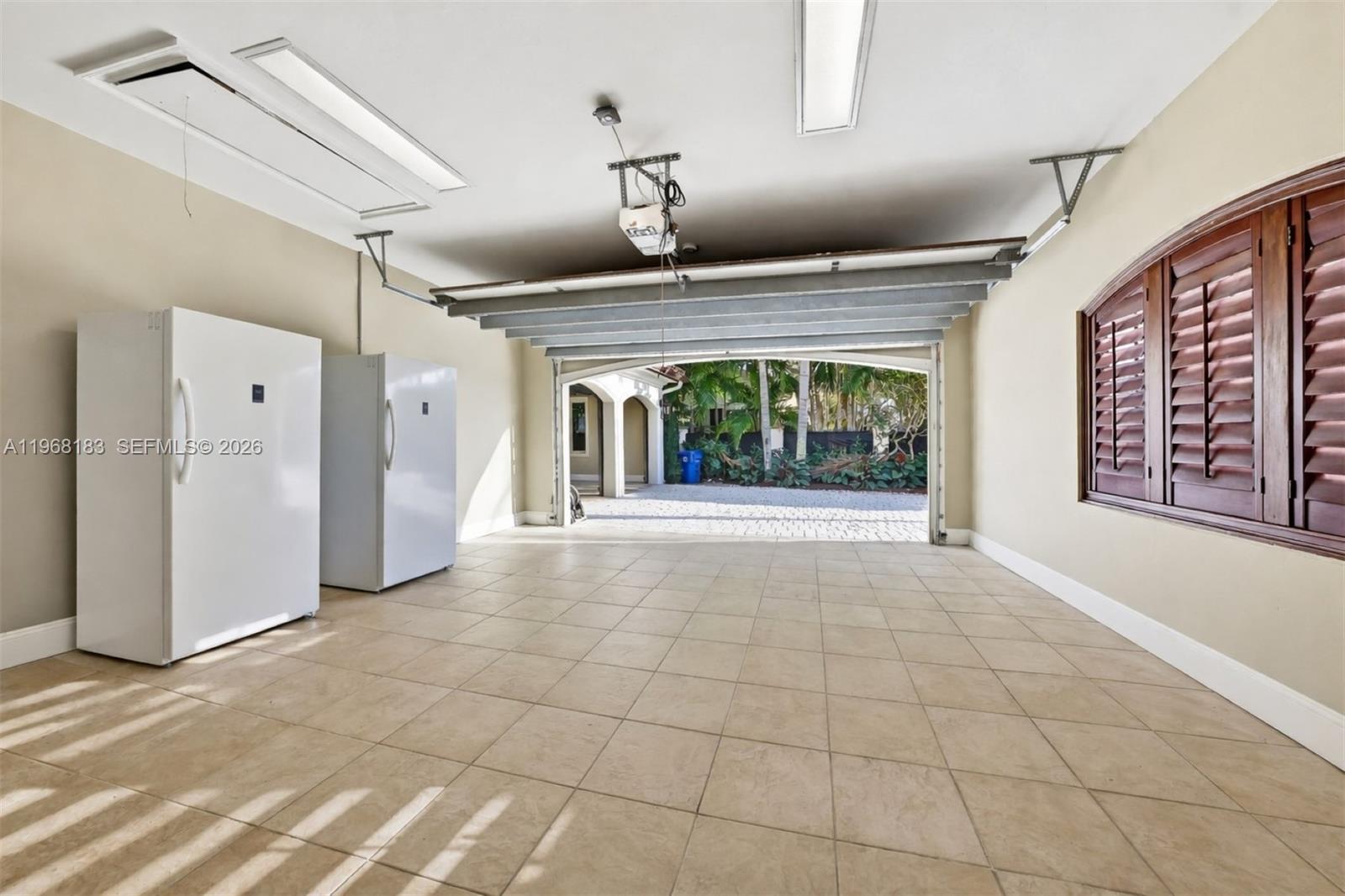 628 Coral Way Fort Lauderdale, FL 33301