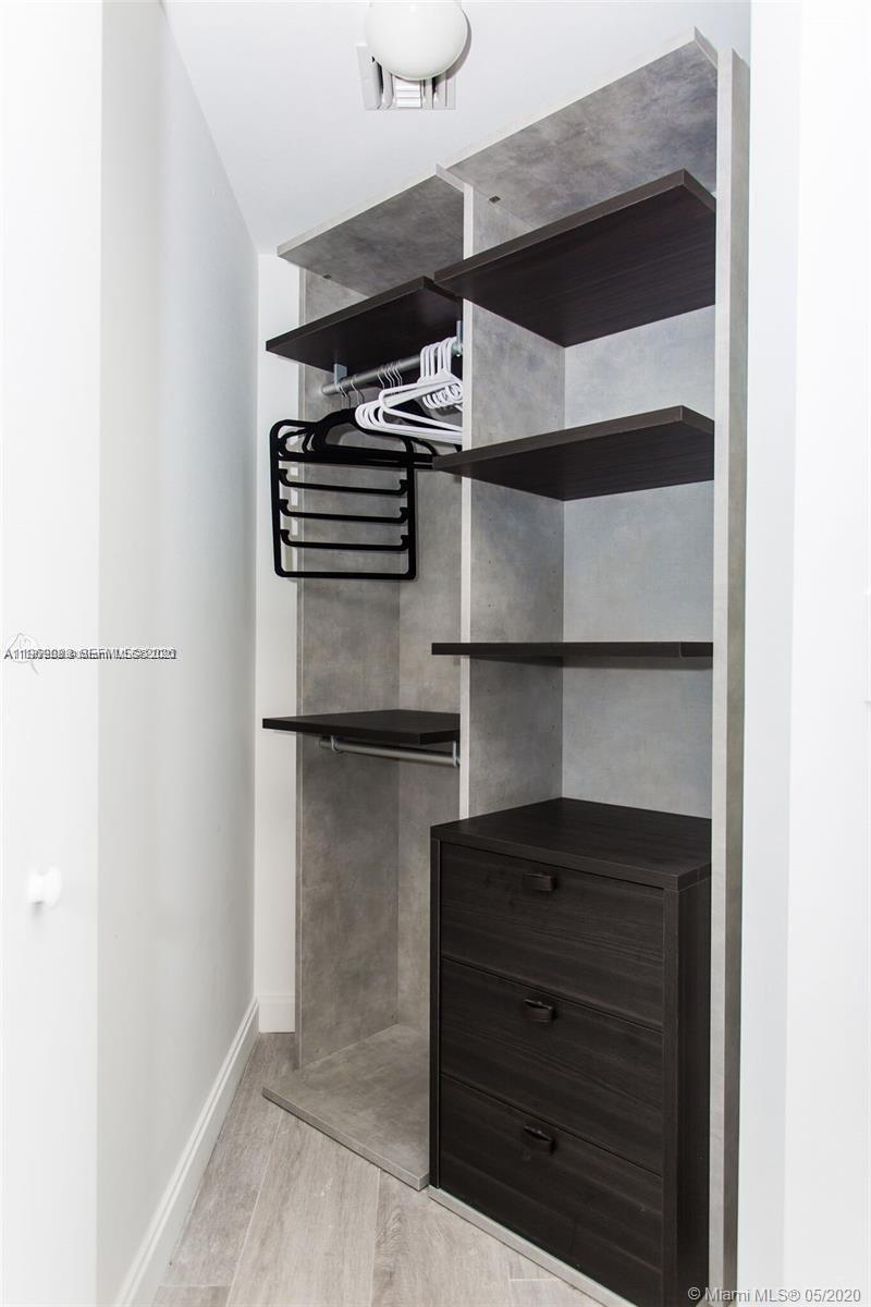 image Brickell Heights West11